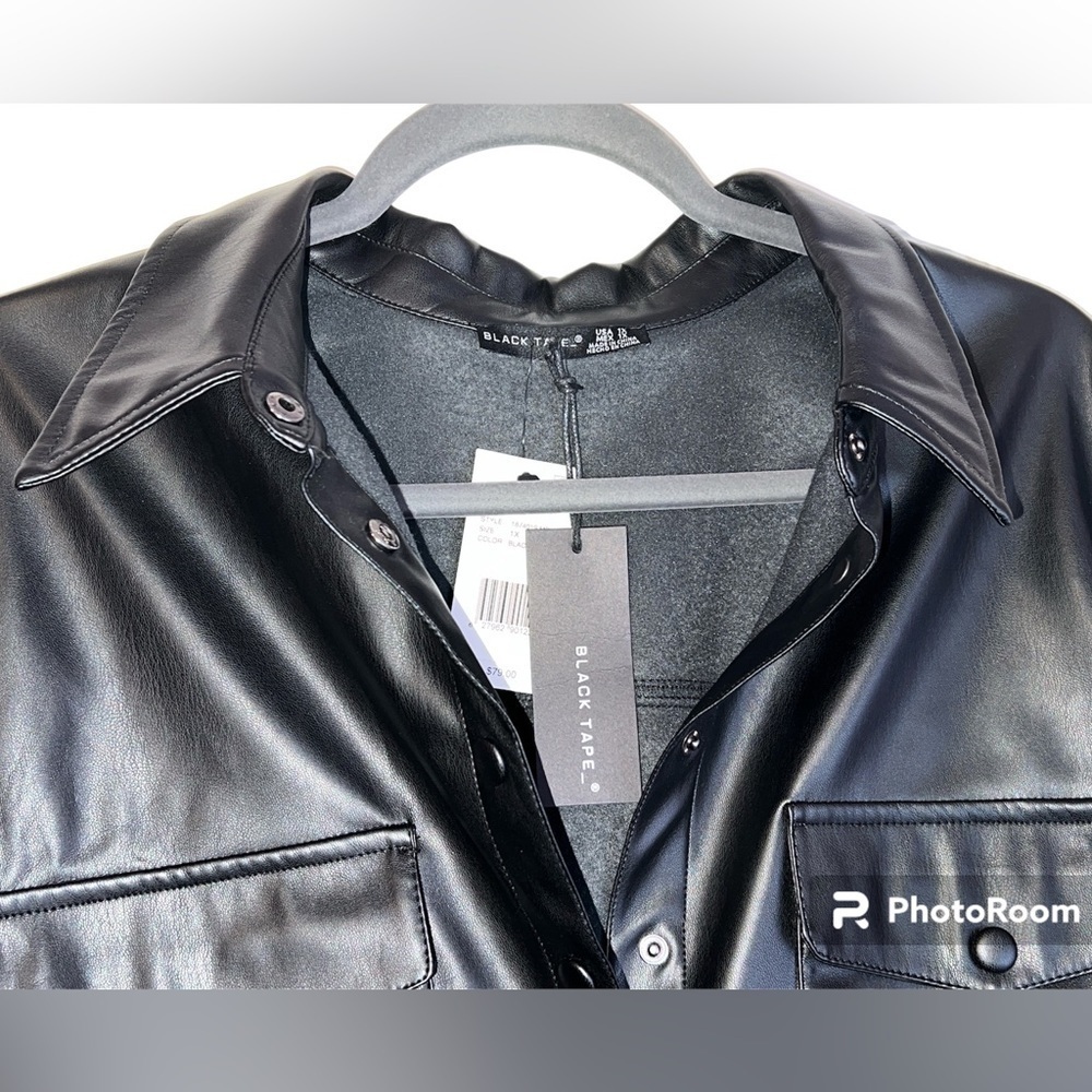 Black Tape- Faux leather long sleeve woman jacket, plus size 1X - Picture 3 of 5